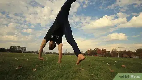 Imagen titulada Do a Round Off in Gymnastics Step 5