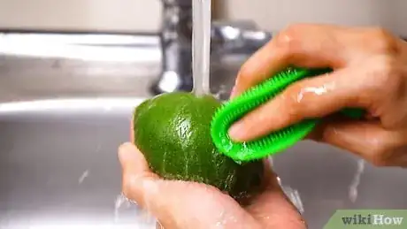 Imagen titulada Make Lime Water Step 1