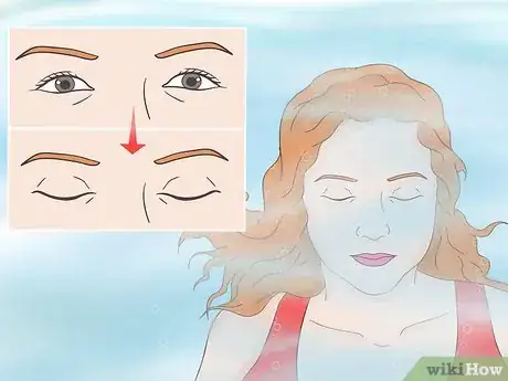 Imagen titulada Open Your Eyes Underwater Without Goggles on and Not Hurt Step 9