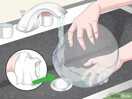 Imagen titulada Clean a Fish Bowl Step 11