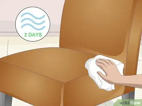 Imagen titulada Paint a Leather Couch Step 15