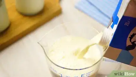 Imagen titulada Make Evaporated Milk Step 1