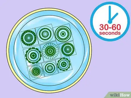 Imagen titulada Apply Waterslide Decals Step 17
