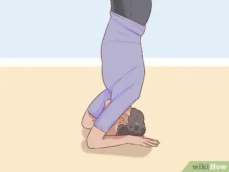Imagen titulada Do an Elbow Stand Step 5