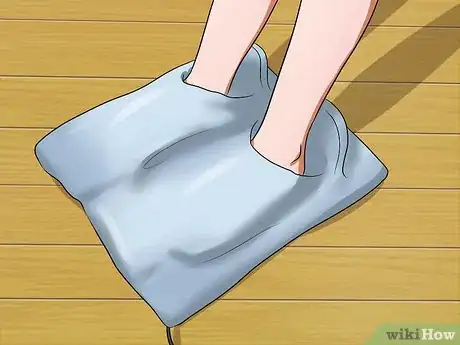 Imagen titulada Cure Numbness in Your Feet and Toes Step 5
