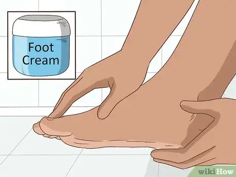Imagen titulada Keep Feet Clean Step 3