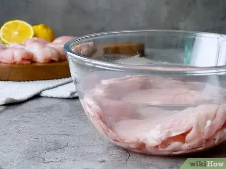 Imagen titulada Prepare Boneless Skinless Chicken Thighs Step 3