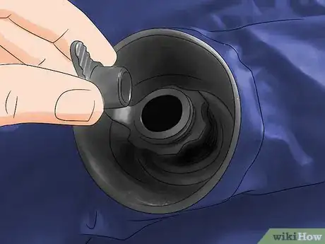 Imagen titulada Repair an Air Mattress Step 4