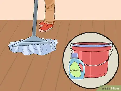 Imagen titulada Clean Up Oil Spills Step 5