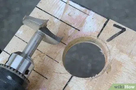 Imagen titulada Make an Oversized Wooden Ruler Step 5