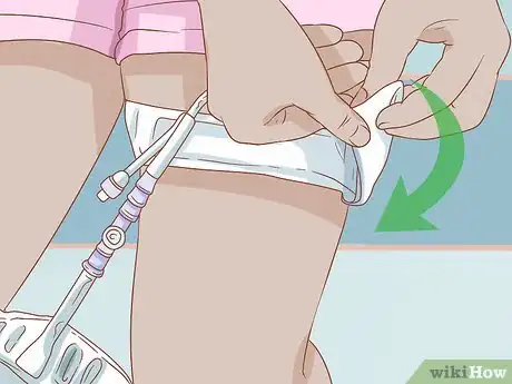 Imagen titulada Empty a Catheter Bag Step 4