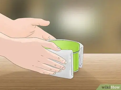 Imagen titulada Keep Lunch Warm Step 6