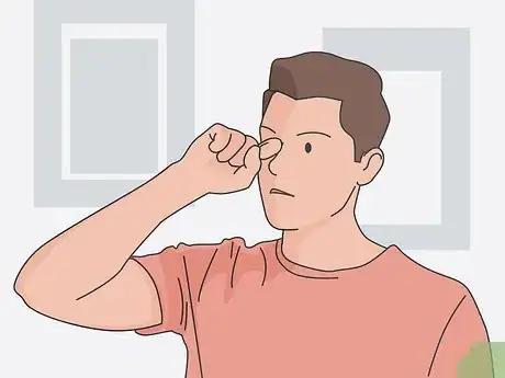 Imagen titulada Deal With Uncomfortable Contact Lenses Step 2
