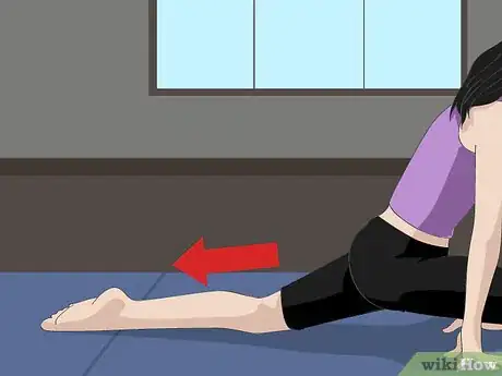 Imagen titulada Do Gymnastics Tricks Step 7
