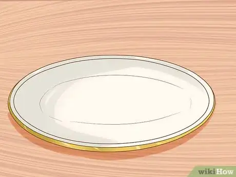 Imagen titulada Identify Antique Dinnerware Step 5