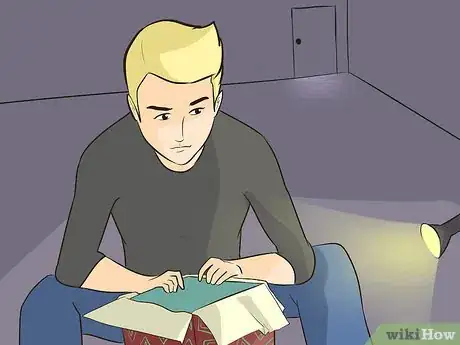 Imagen titulada Find out What You Got for Christmas Step 1