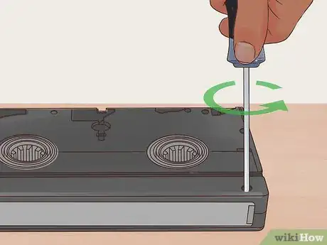 Imagen titulada Clean VHS Tapes Step 8