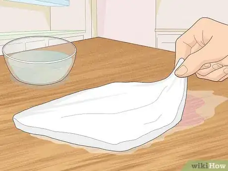 Imagen titulada Remove a Red Wine Stain from a Hardwood Floor or Table Step 9