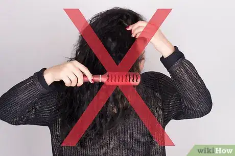 Imagen titulada Care for Permed Hair Step 9