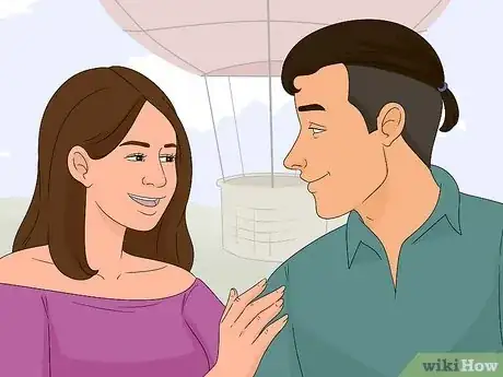 Imagen titulada Compliment a Guy's Eyes Step 5
