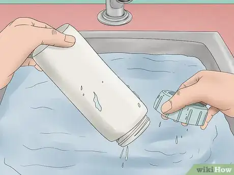Imagen titulada Clean Dr Brown Bottles Step 5