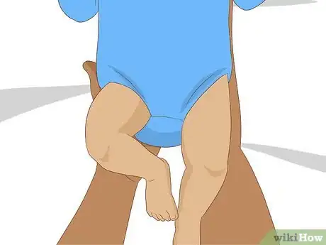 Imagen titulada Cradle Hold a Baby Step 3