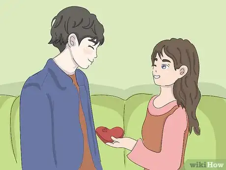 Imagen titulada Act Around Your Boyfriend Step 9