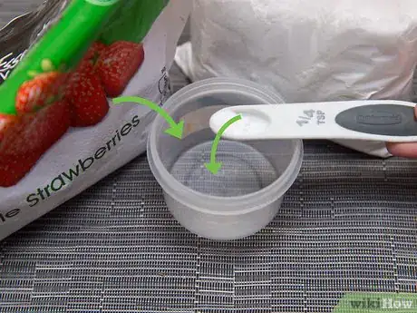 Imagen titulada Brush Your Teeth Without a Toothbrush Step 12