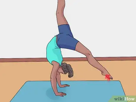Imagen titulada Do a Backbend Kickover Step 8