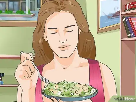 Imagen titulada Use Home Remedies for Decreasing Stomach Acid Step 15