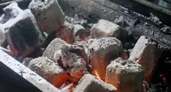 encender una parrilla de carbón