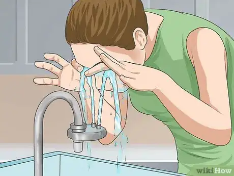Imagen titulada Take the Sting out of a Burn Step 7