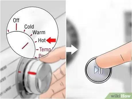 Imagen titulada Get Oil Stains Out of Jeans Step 11