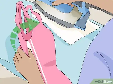 Imagen titulada Shrink a Bathing Suit Step 11