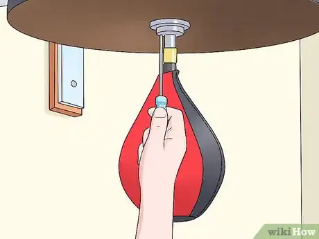 Imagen titulada Hang a Speed Bag Step 7