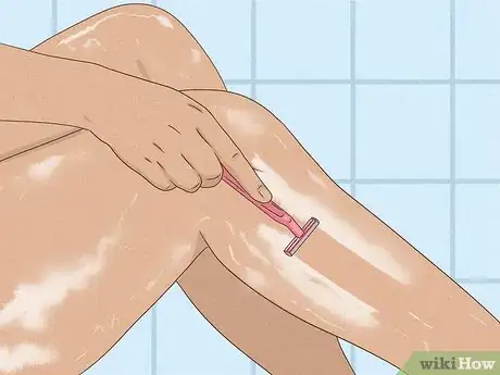 Imagen titulada Get Smooth Legs Step 4