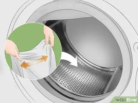 Imagen titulada Use a Clothes Dryer Step 1