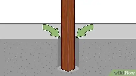 Imagen titulada Install a Wood Fence Post Step 1