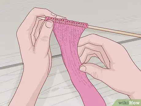 Imagen titulada Knit a Pair of Fingerless Gloves Step 14