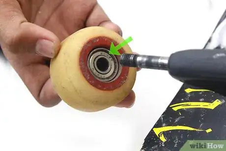 Imagen titulada Build a Skateboard Step 14