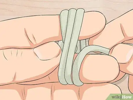 Imagen titulada Tie Paracord Knots Step 12
