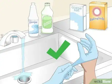 Imagen titulada Clean a Bong Step 1