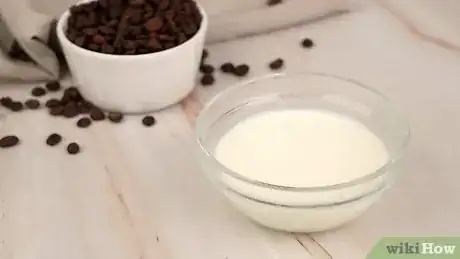Imagen titulada Make Espresso Beverages With a French Press Step 17