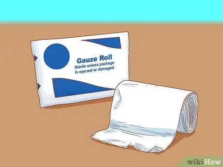 Imagen titulada Apply Different Types of Bandages Step 25