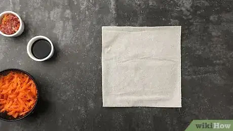 Imagen titulada Fold a Spring Roll Step 1