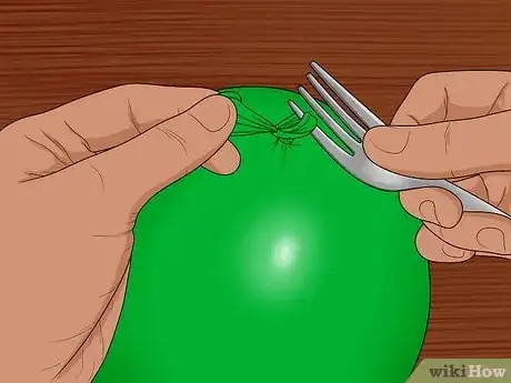 Imagen titulada Untie a Balloon Step 5
