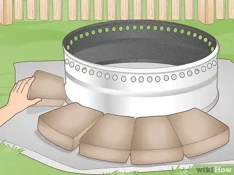Imagen titulada Make a Smokeless Fire Pit Step 6