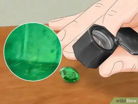 Imagen titulada Tell if an Emerald Is Real Step 1