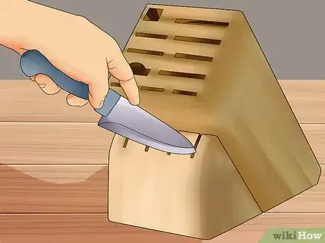 Imagen titulada Prevent Accidents in the Kitchen Step 4
