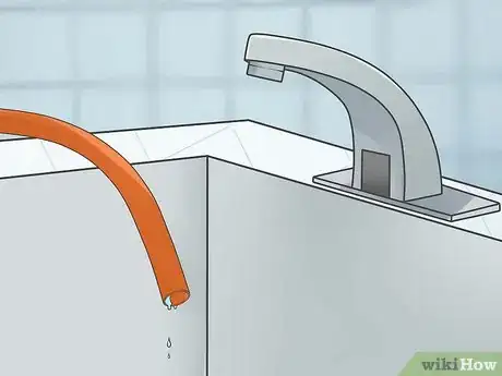 Imagen titulada Use a Dehumidifier Step 12